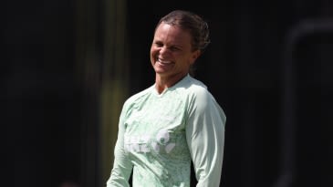 Suzie Bates takes up domestic contract with Otago after 20 years