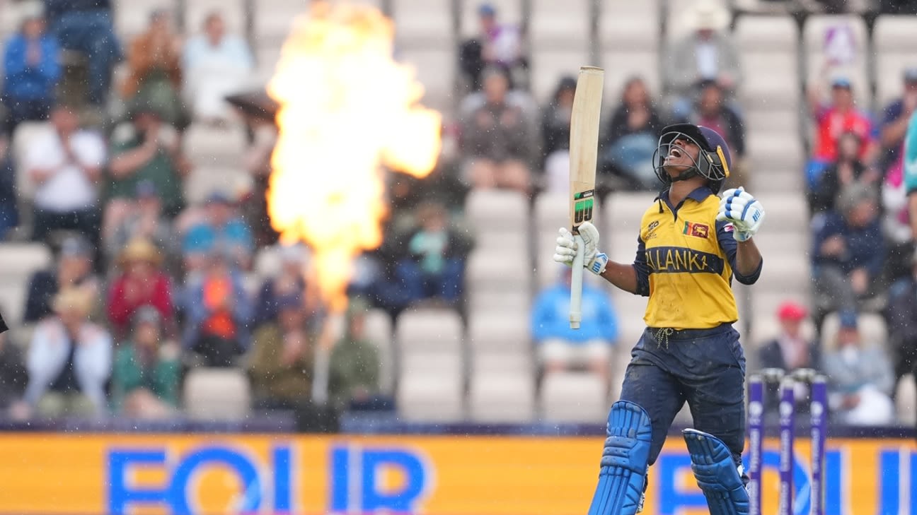 Ecstasy for Nilakshika and Nuthyangana as New Zealand drop the ball