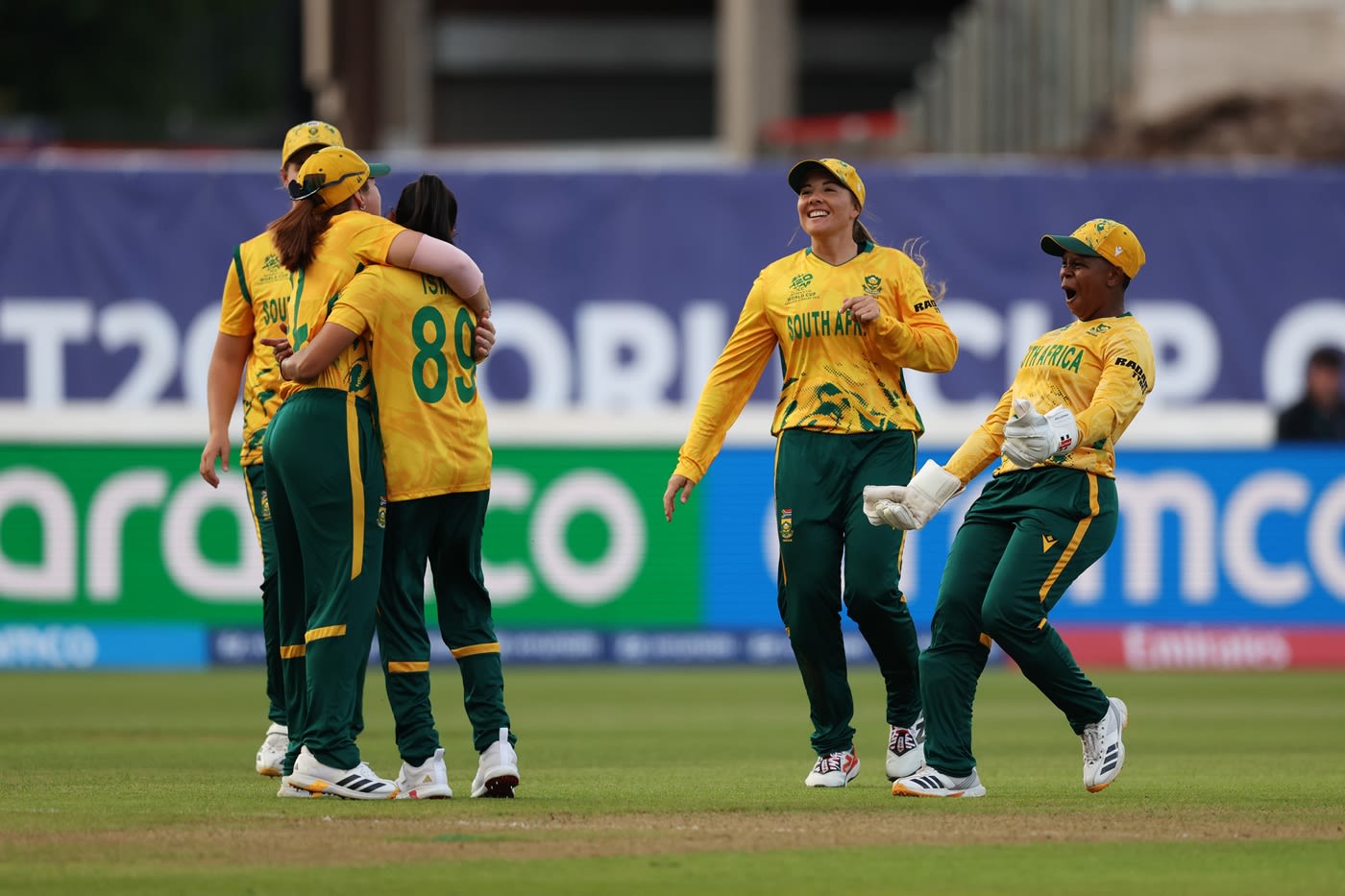 Sinalo Jafta effected a run out