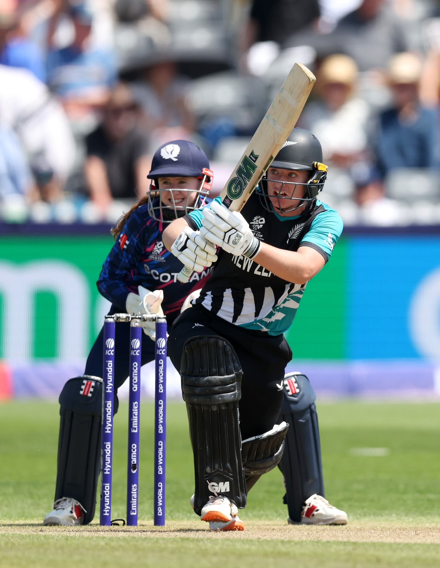 Brooke Halliday played a steady knock of 41*
