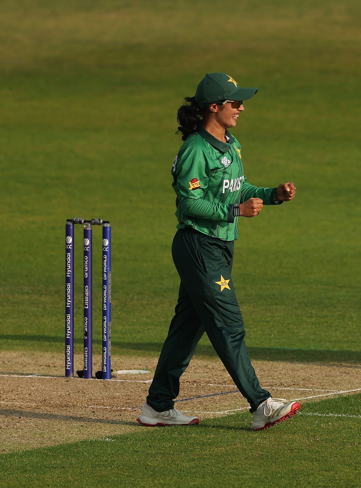 Nashra Sandhu took two wickets in an over