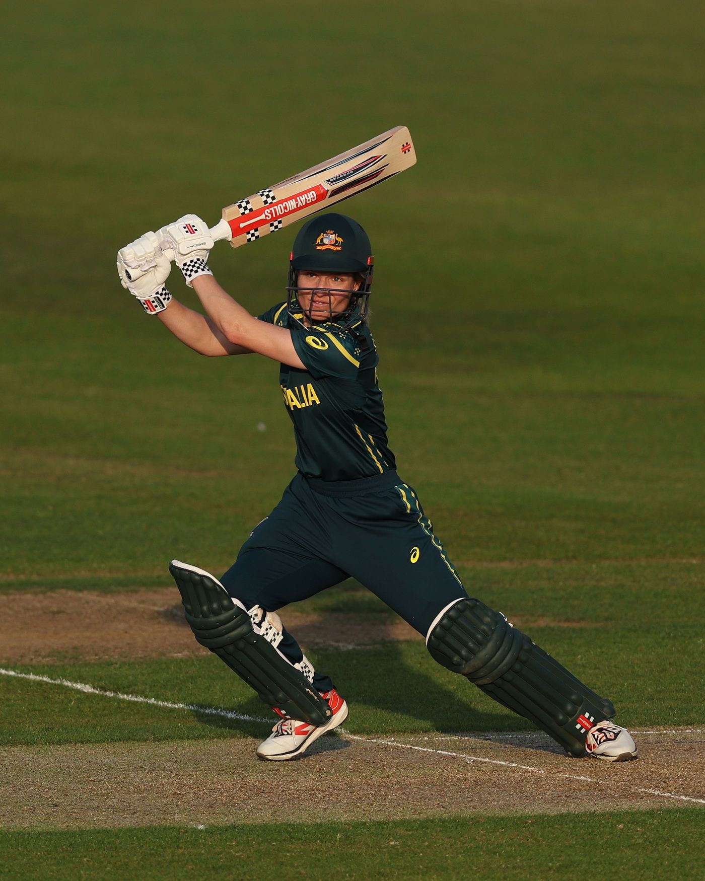 Nicola Carey's unbeaten 13-ball 26 lifted Australia in the death overs