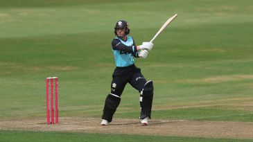 Moore takes five as Surrey swoop after Knott's six-for