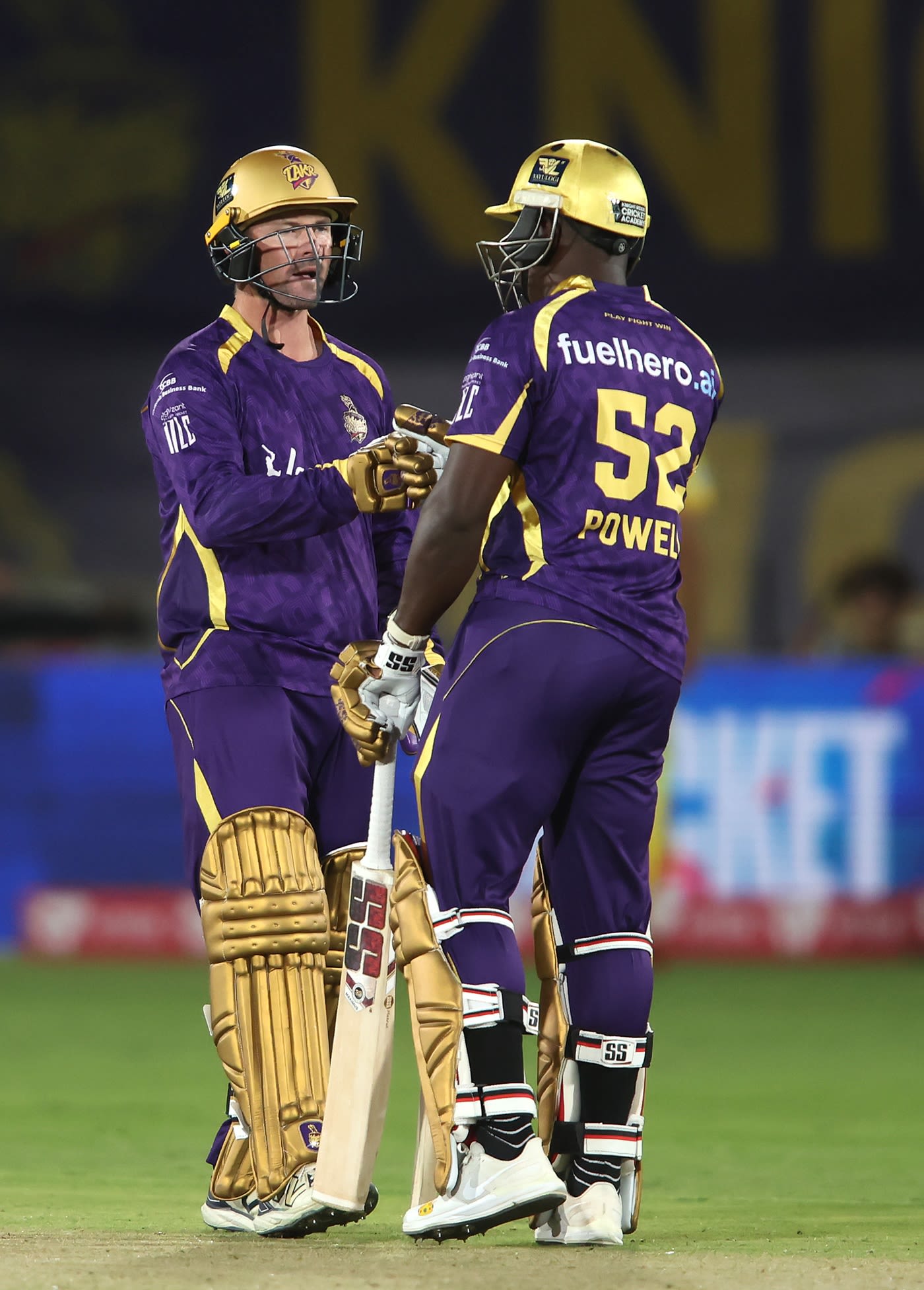 Colin Munro and Rovman Powell put on a brisk stand to lift Los Angeles Knight Riders