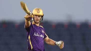 Tromp, Fletcher and Russell lift LAKR to No. 3