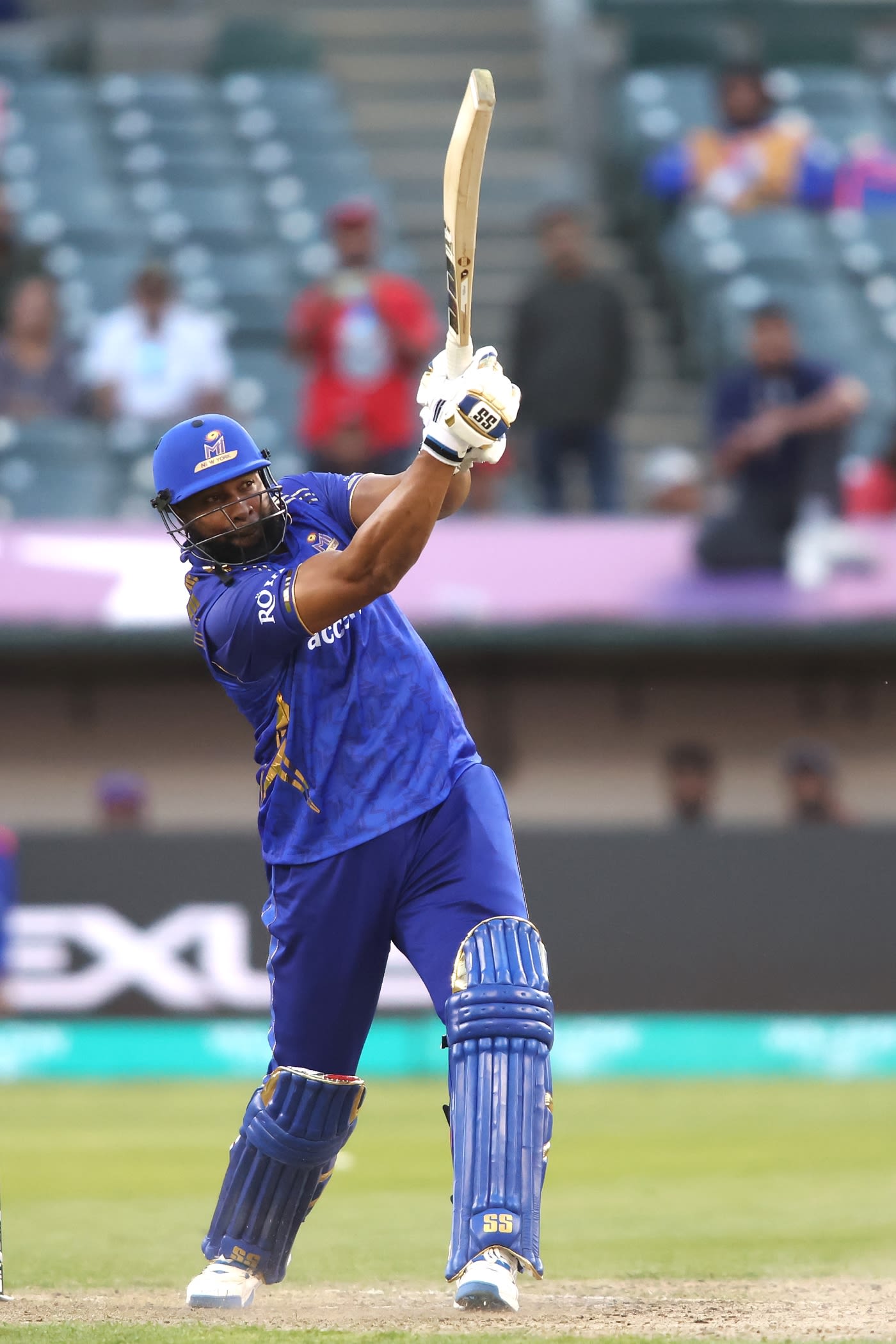 Kieron Pollard hit his 1000th T20 six on his way to a 25-ball 64