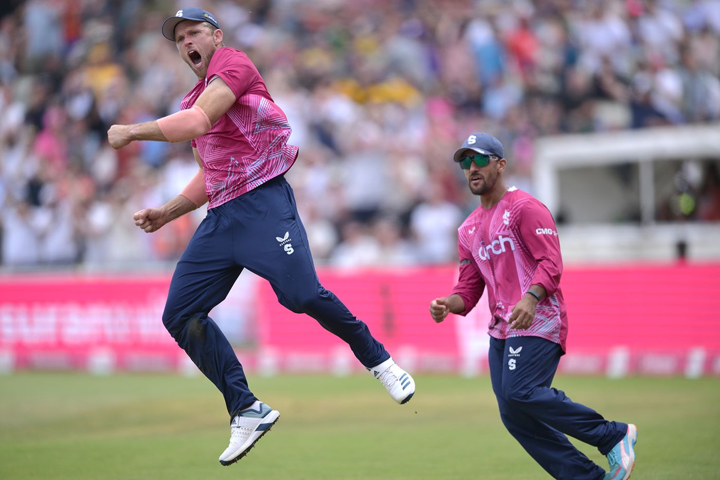 David Willey and Saif Zaib combined for a stunning relay catch