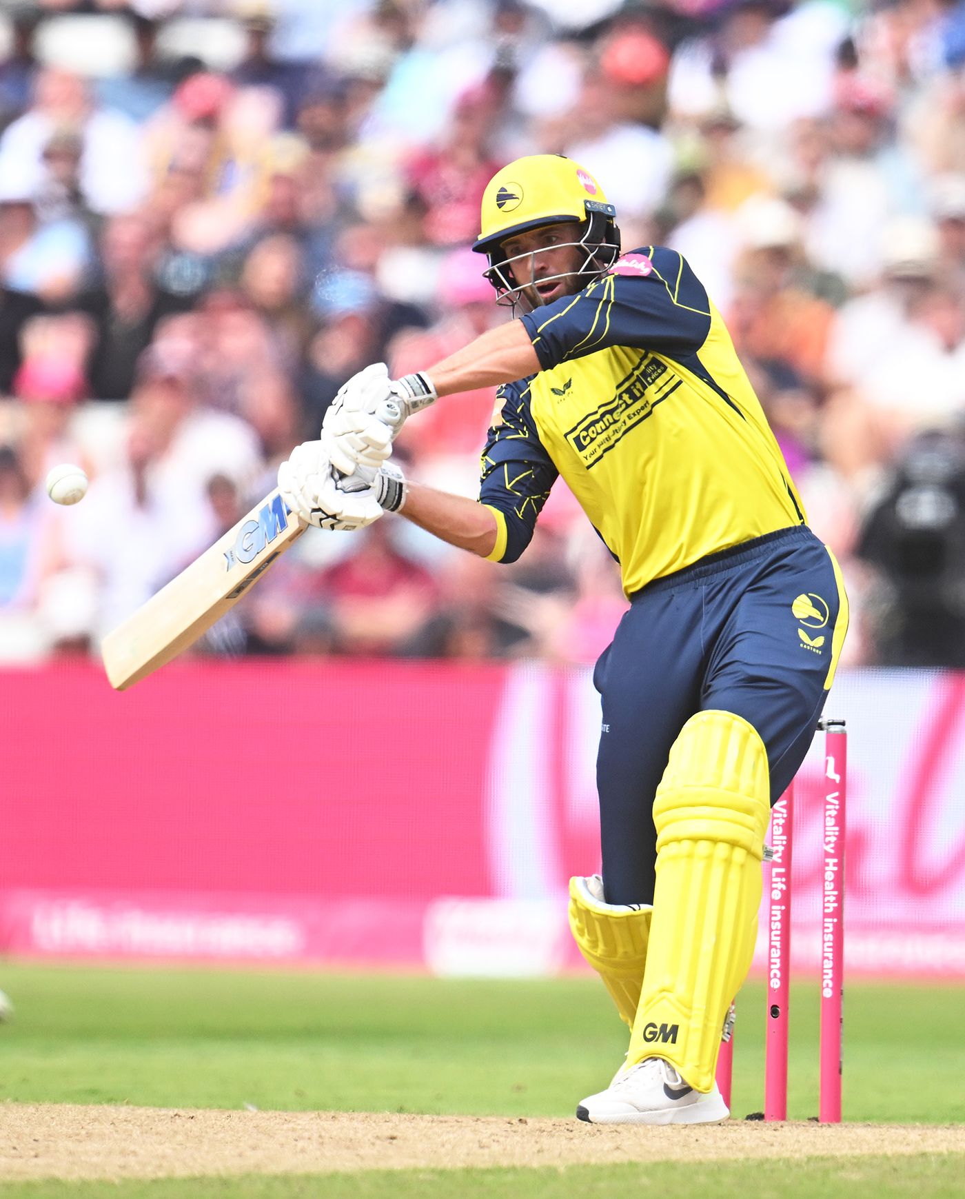 James Vince keeps his eyes on the ball