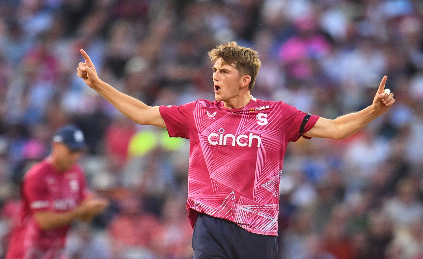 James Sales took 3 for 25 to dent Hampshire's chase