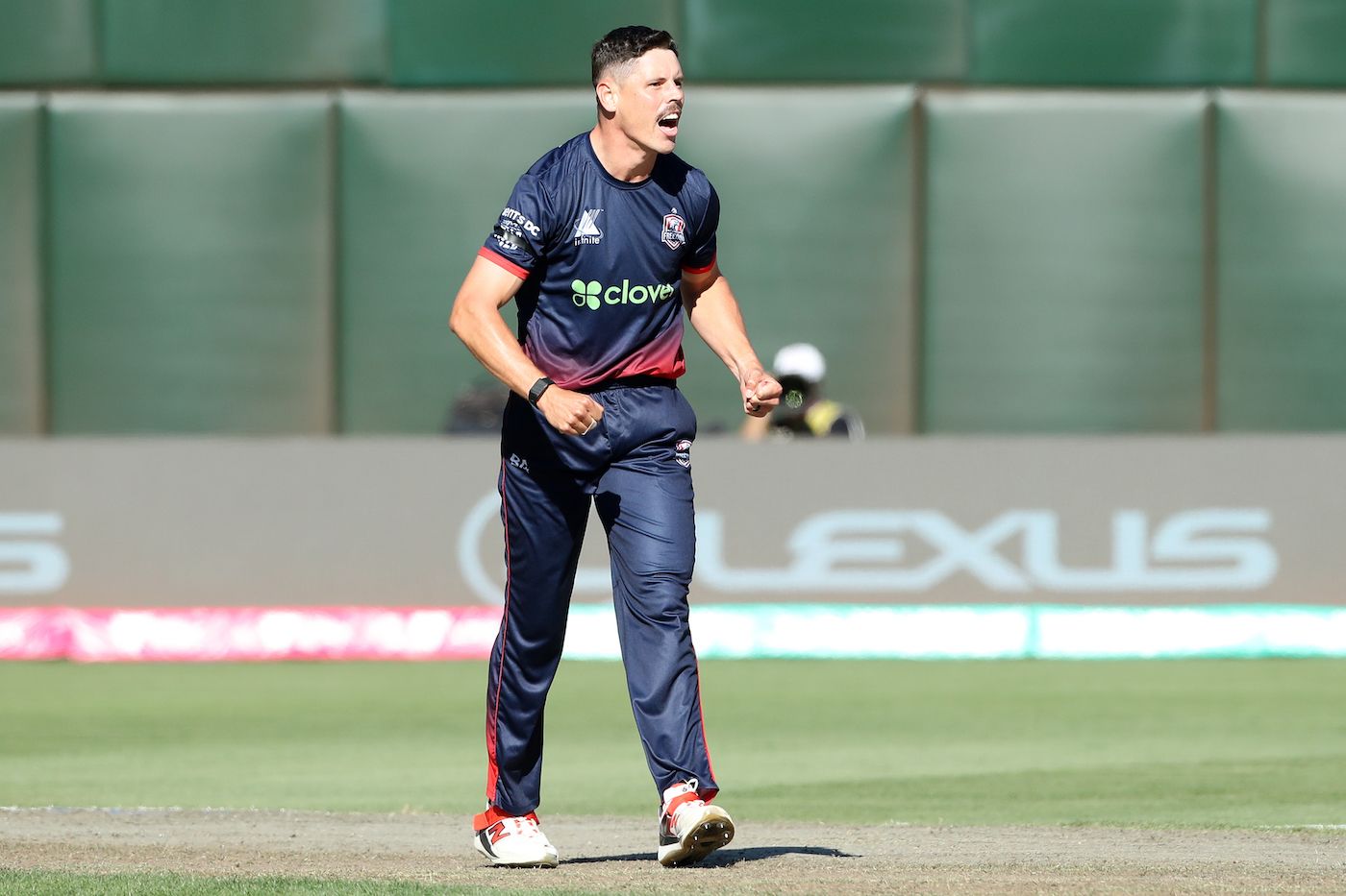Ben Dwarshuis took two in the 15th over