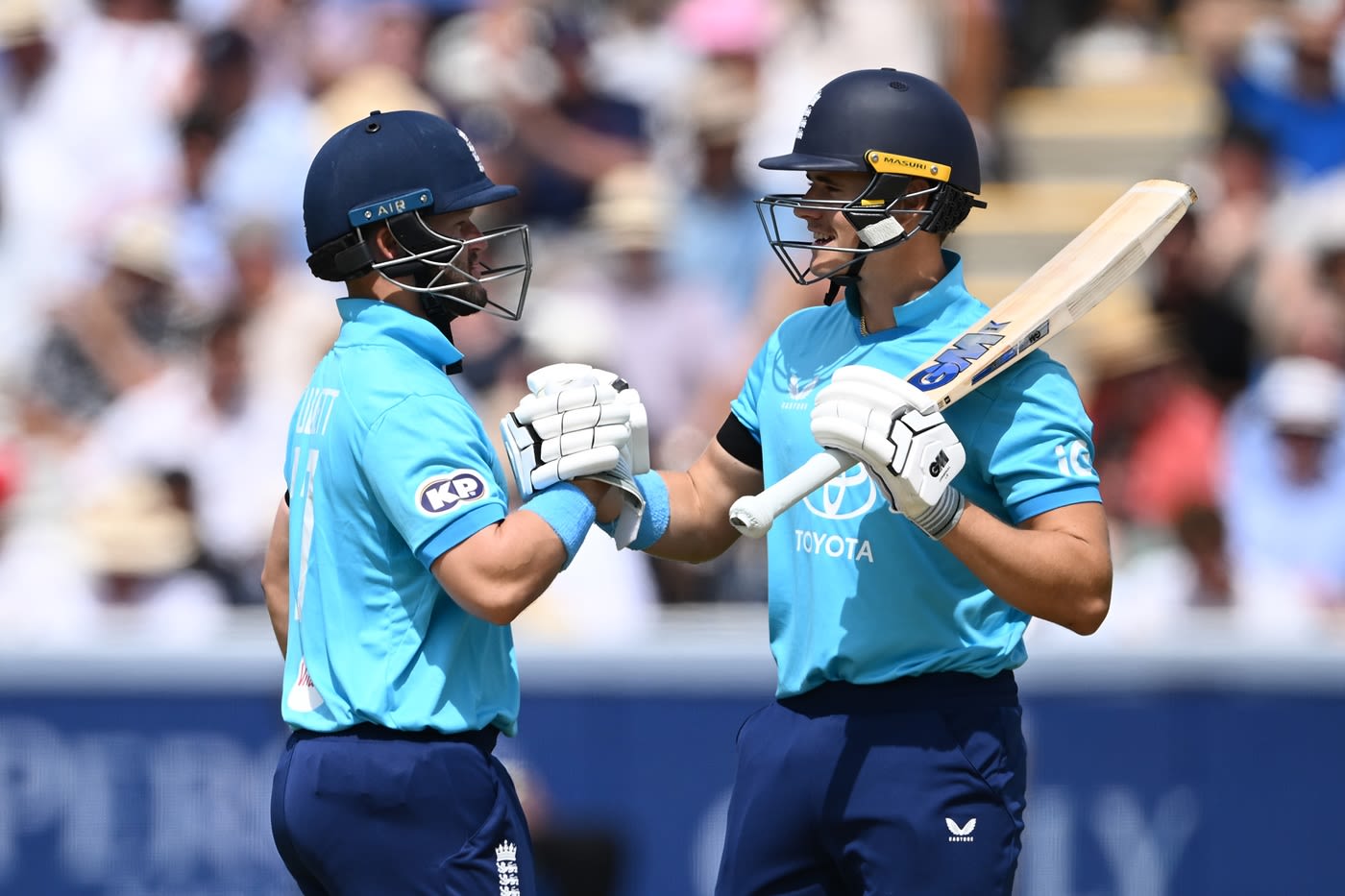 Jacob Bethell and Ben Duckett put on England's first 100-run opening stand since 2023