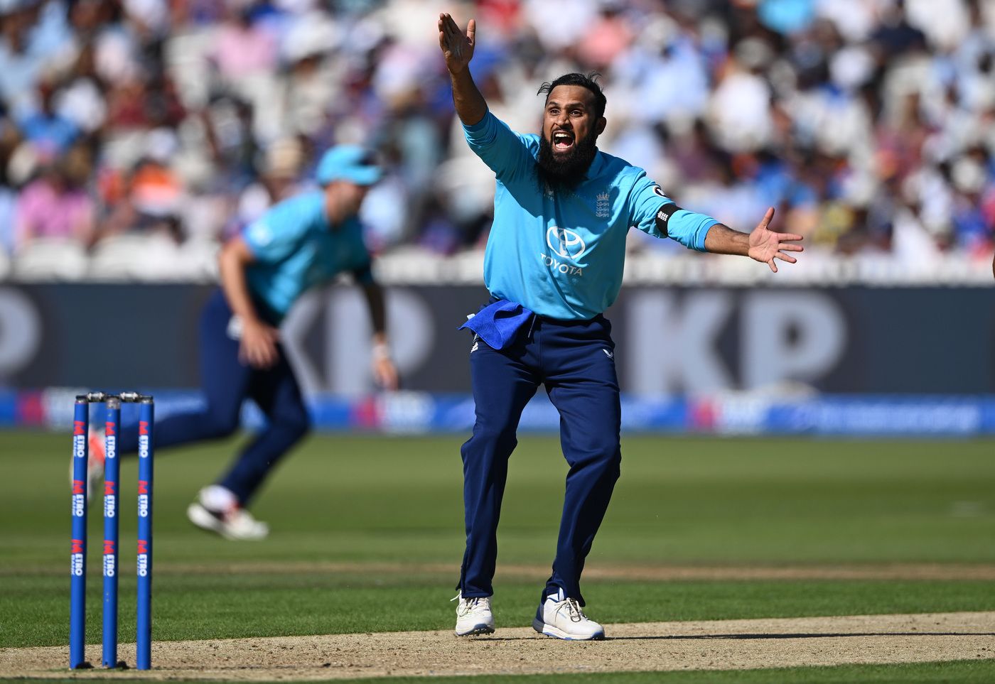 Adil Rashid appeals for his first wicket of the series