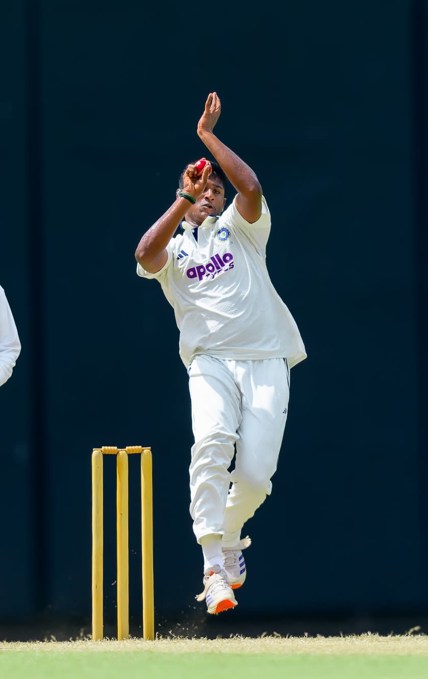 Pranav Ragavendra bowls
