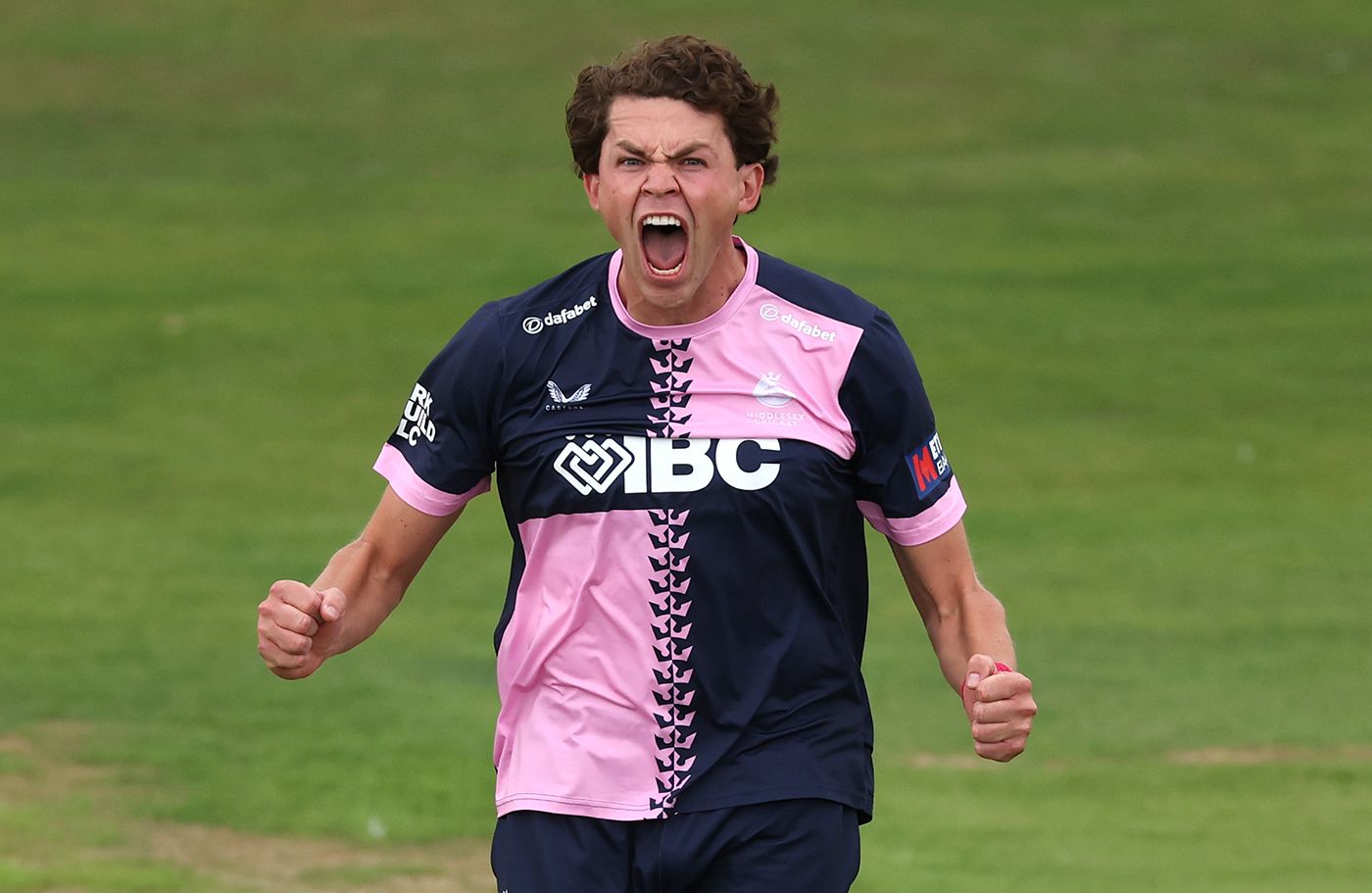 Henry Brookes picked up 2 for 49