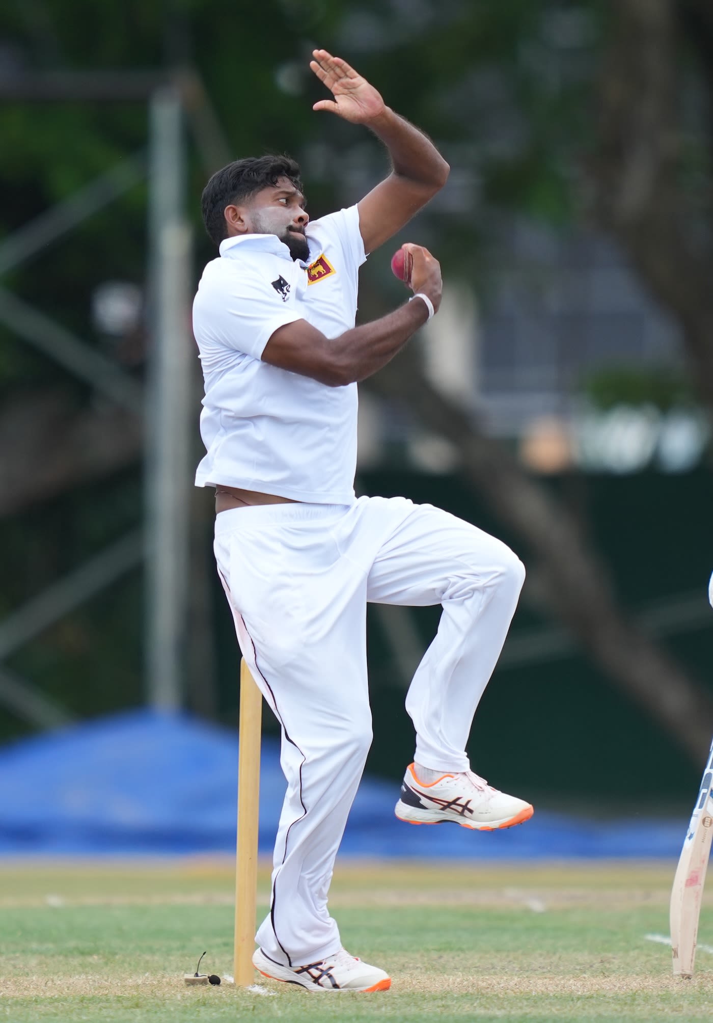 Ramesh Mendis sent back Rishabh Pant and Dhruv Jurel before tea
