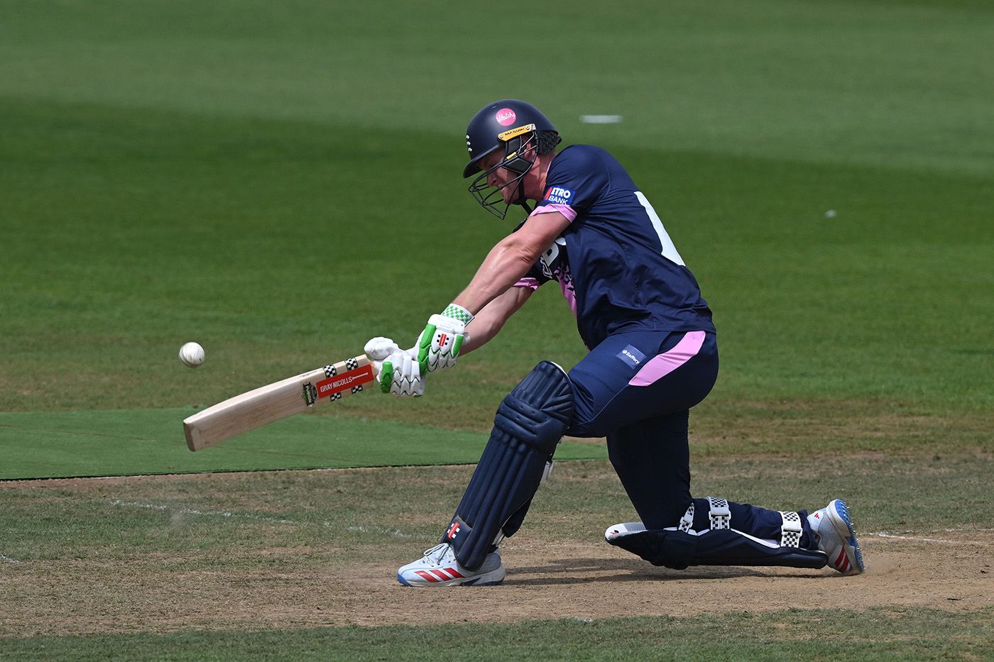 Ben Geddes hits a six