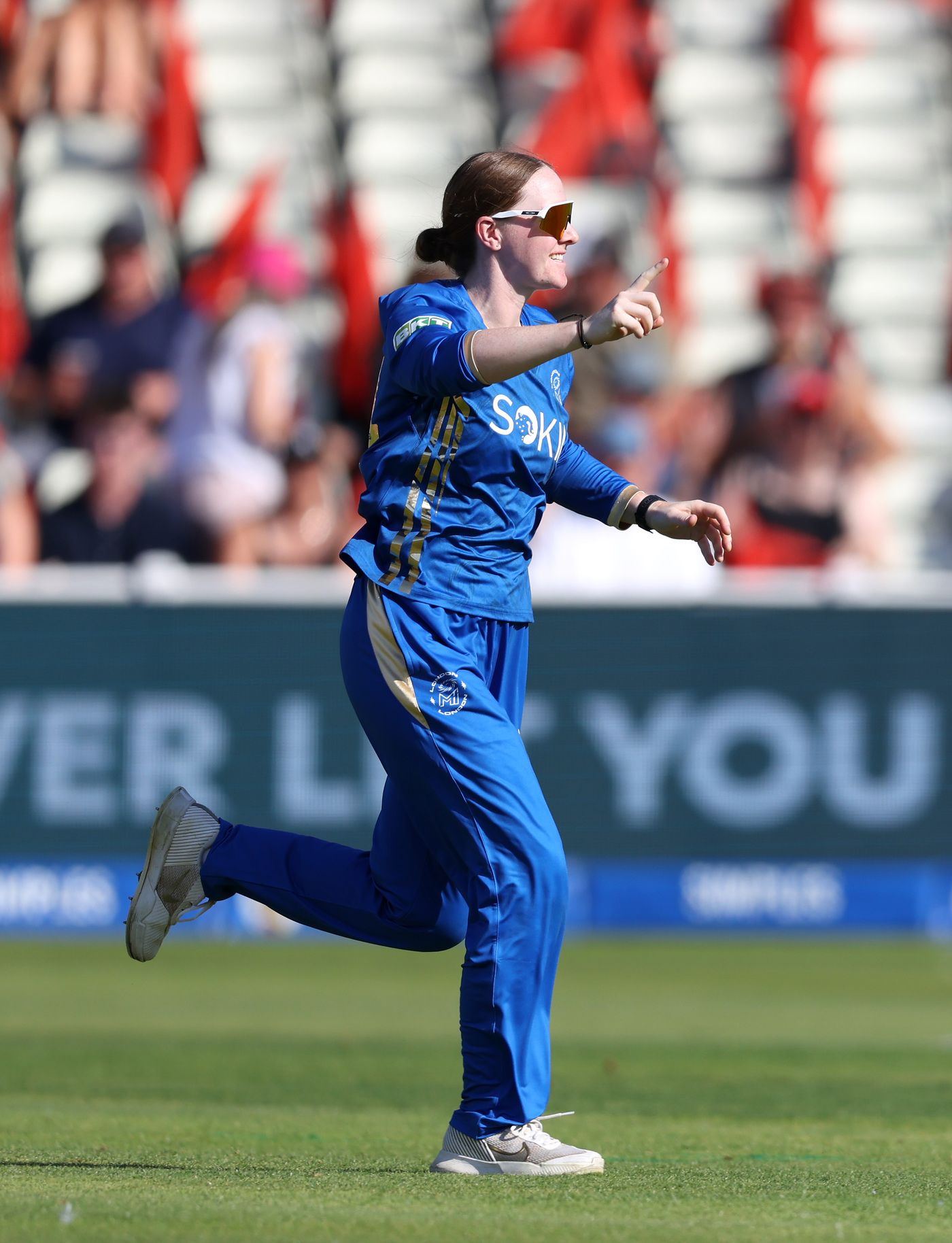 Kirstie Gordon took two early wickets in the chase