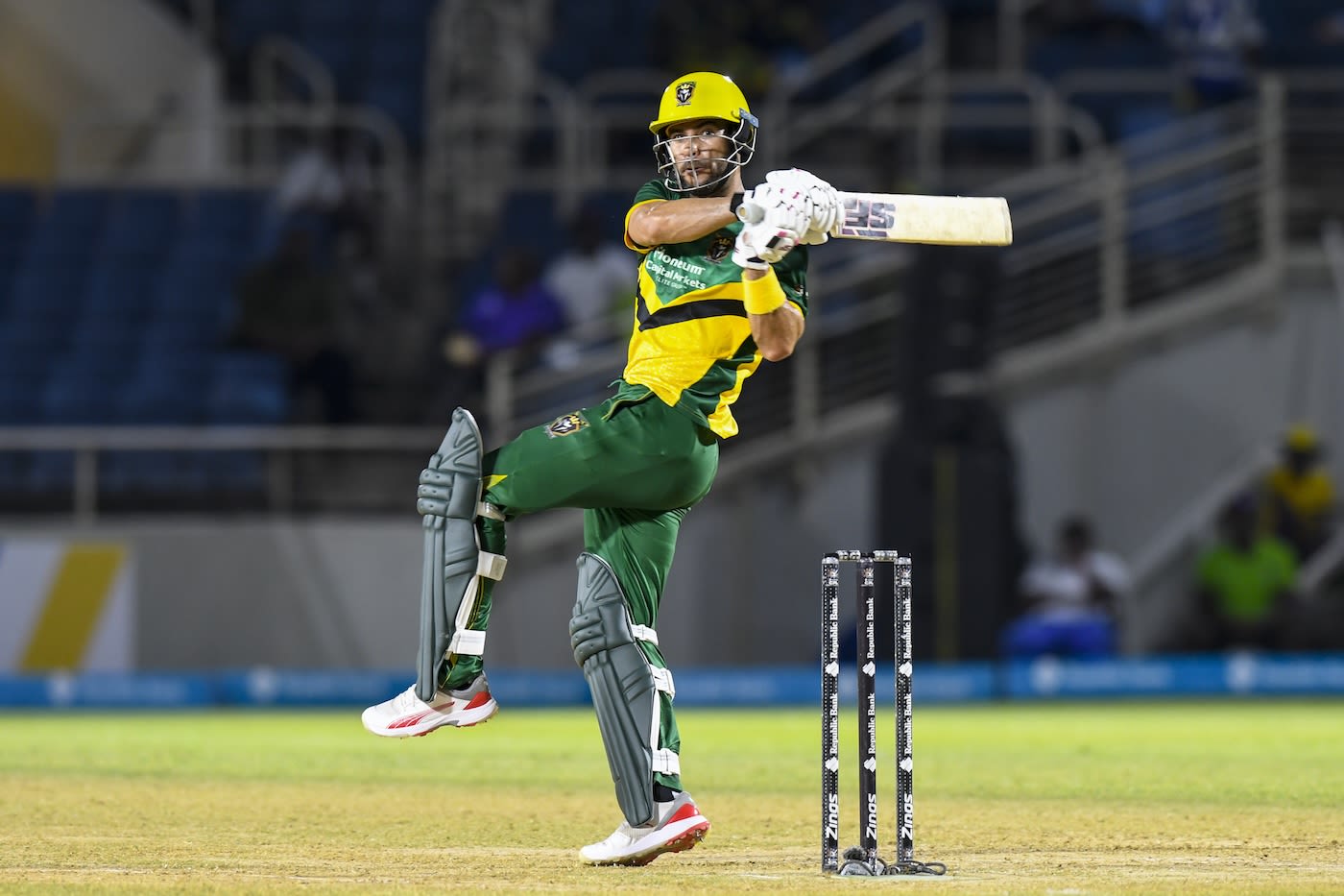 Reeza Hendricks top-scored for Kingsmen
