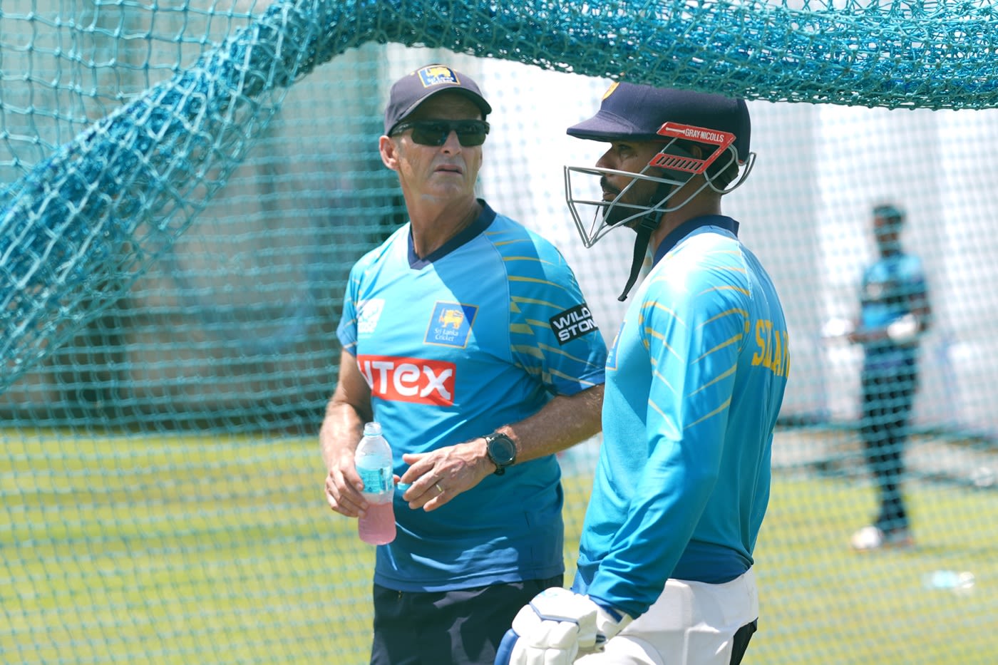 Dhananjaya de Silva works with coach Gary Kirsten at the nets