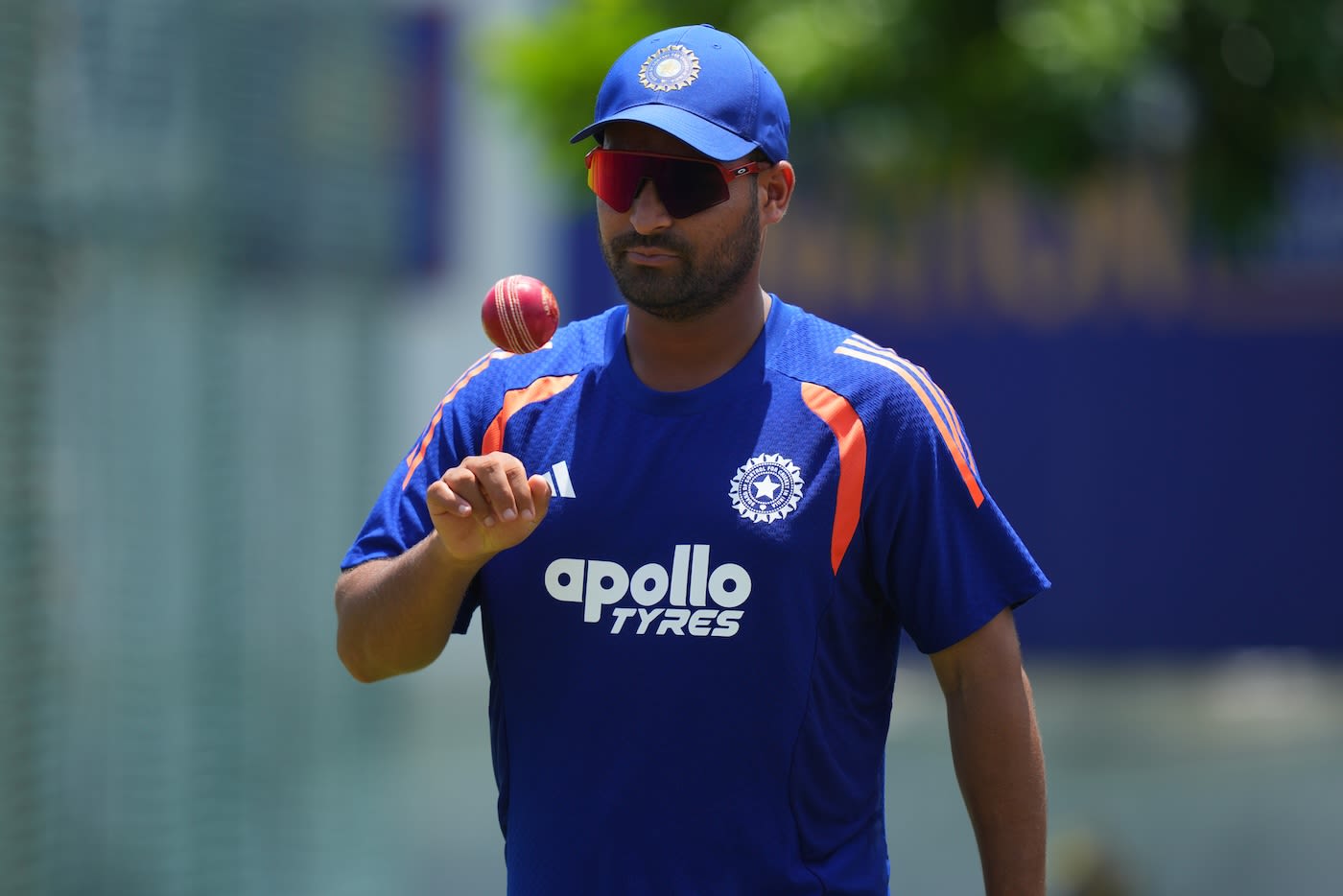Auqib Nabi gets ready for a bowl