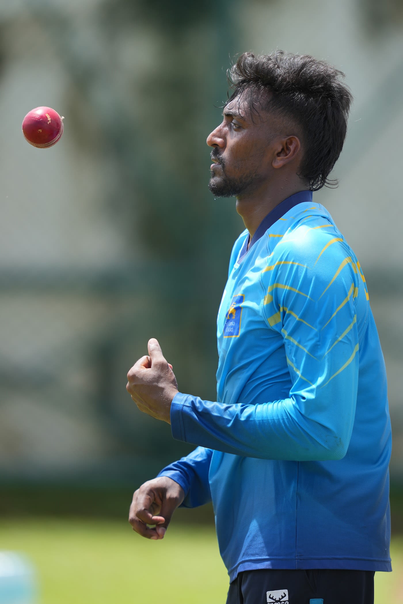 Milan Rathnayaka gets ready for a bowl