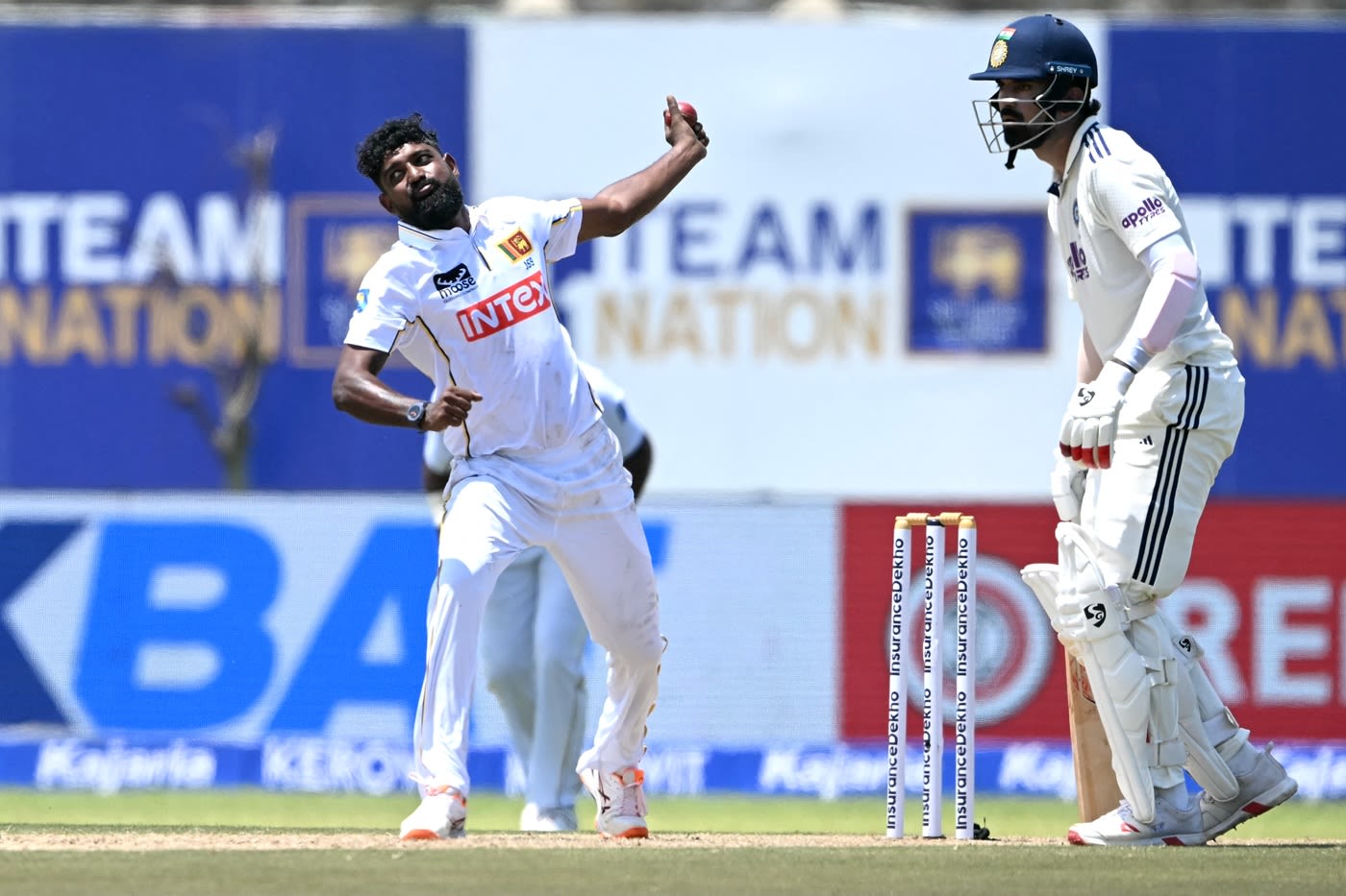 Prabath Jayasuriya gets ready to release the ball