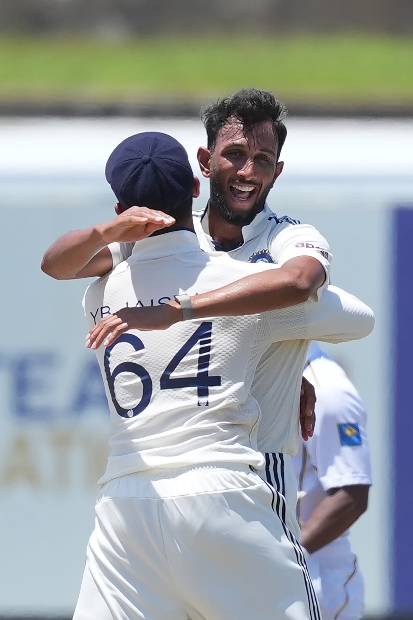 Prasidh Krishna sent back Niroshan Dickwella