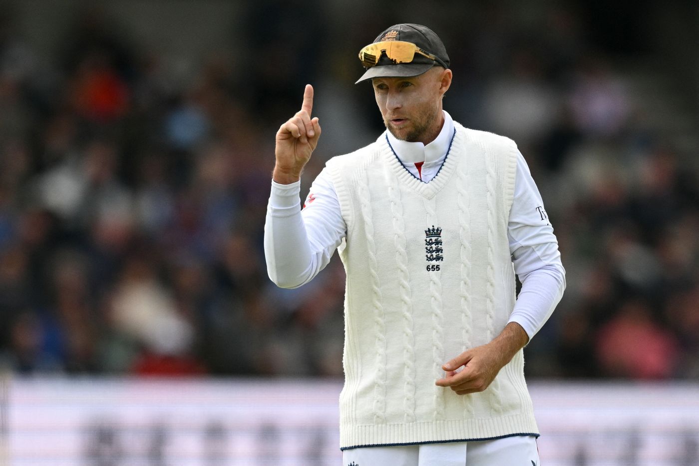 Joe Root calls the shots in the field