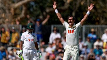 Mackay joins the list of 'helter-skelter' days in Australian cricket