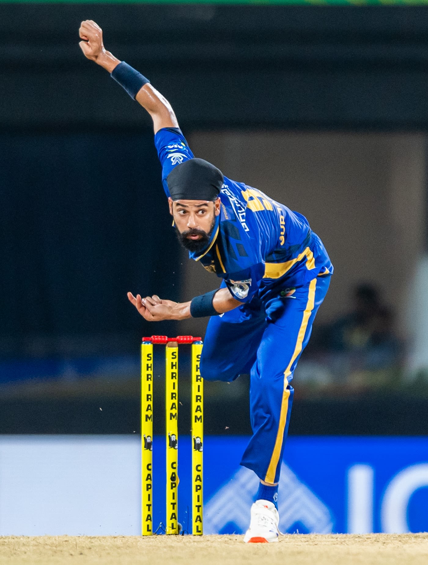 Gurjapneet Singh bends his back
