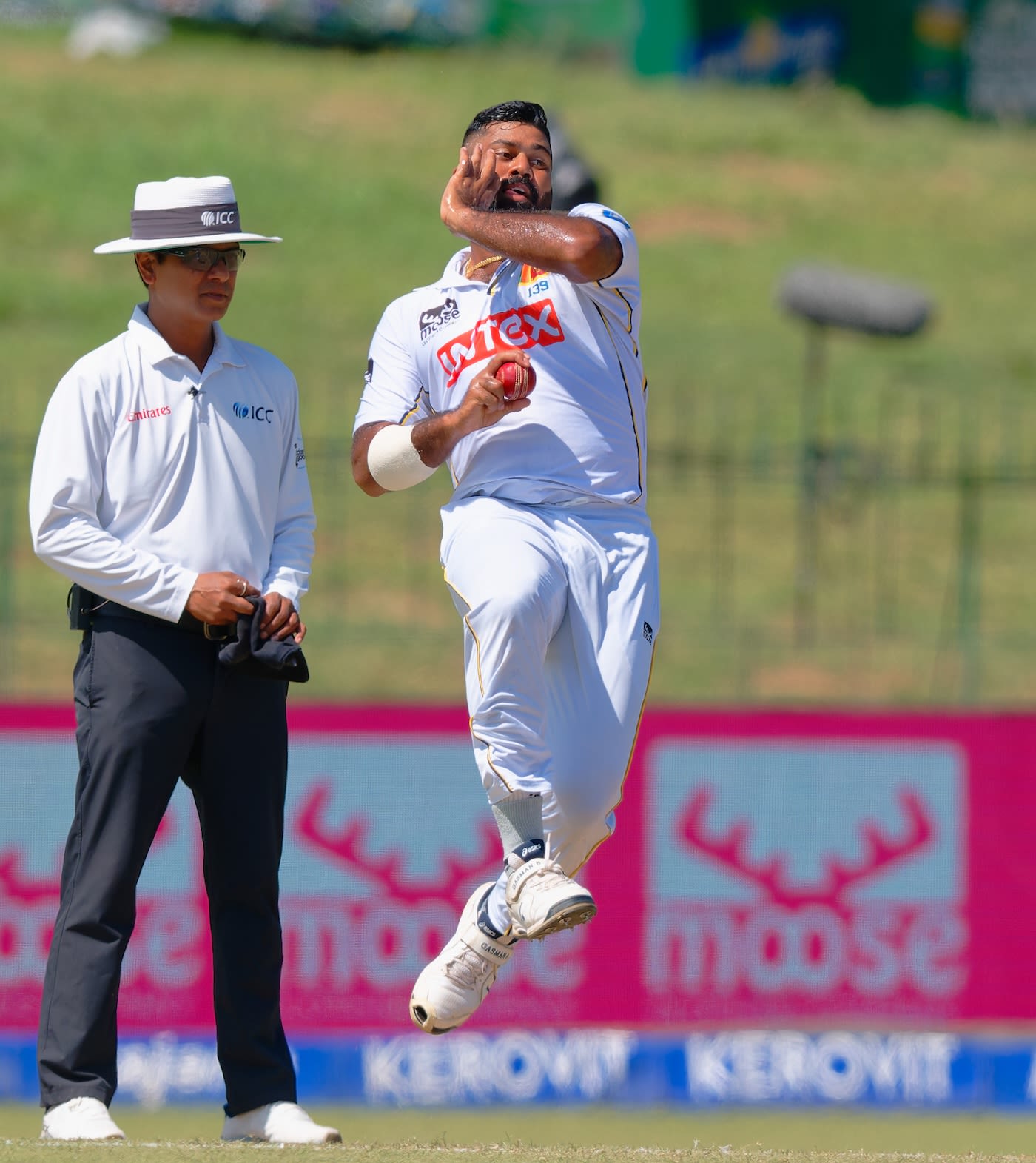 Lahiru Kumara leaps into his delivery stride