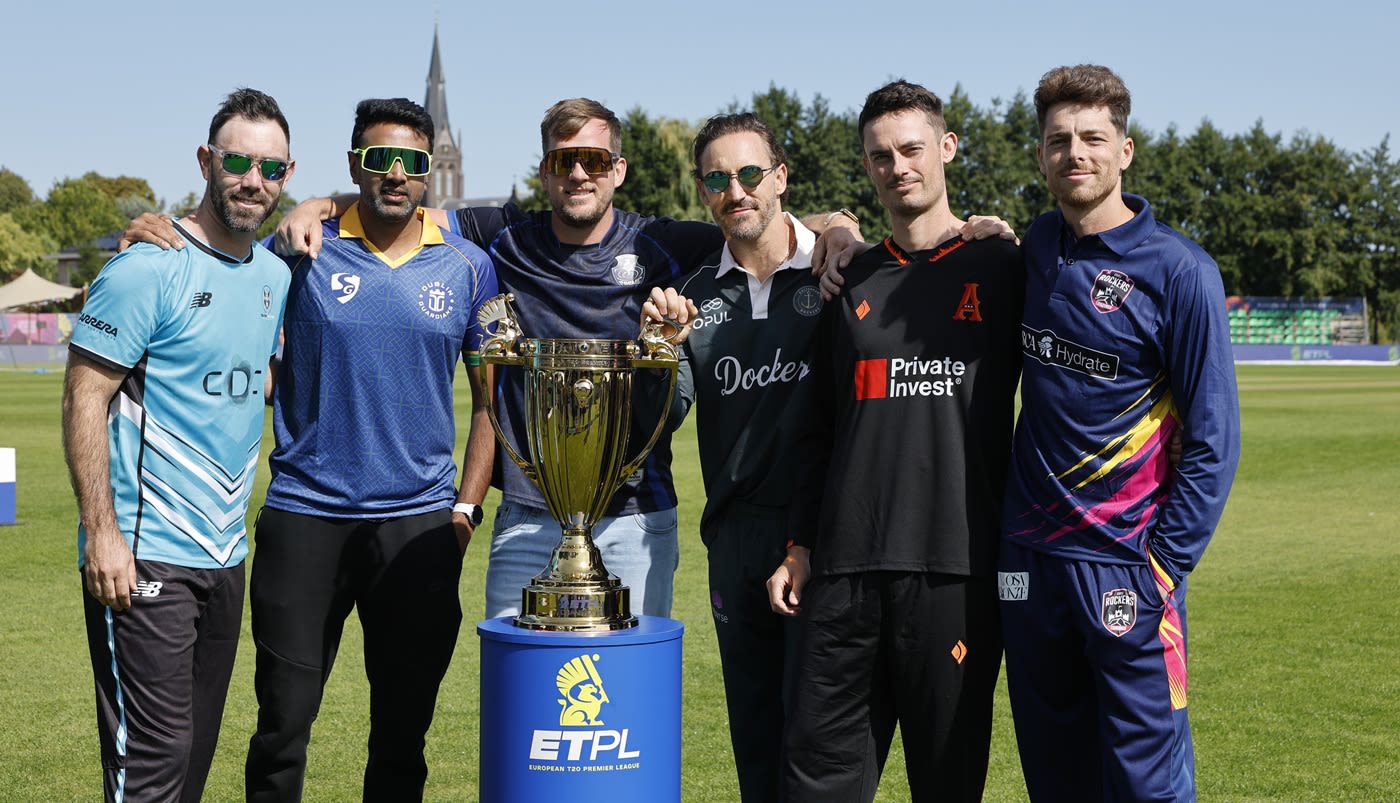 Glenn Maxwell, R Ashwin, George Munsey, Faf du Plessis, Scott Edwards and Mitchell Santner pose with the ETPL trophy