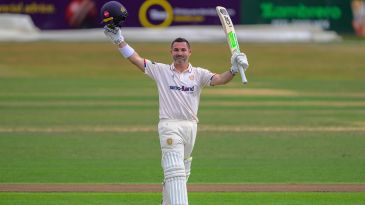 Elgar revisits his pomp as century puts Surrey under pump