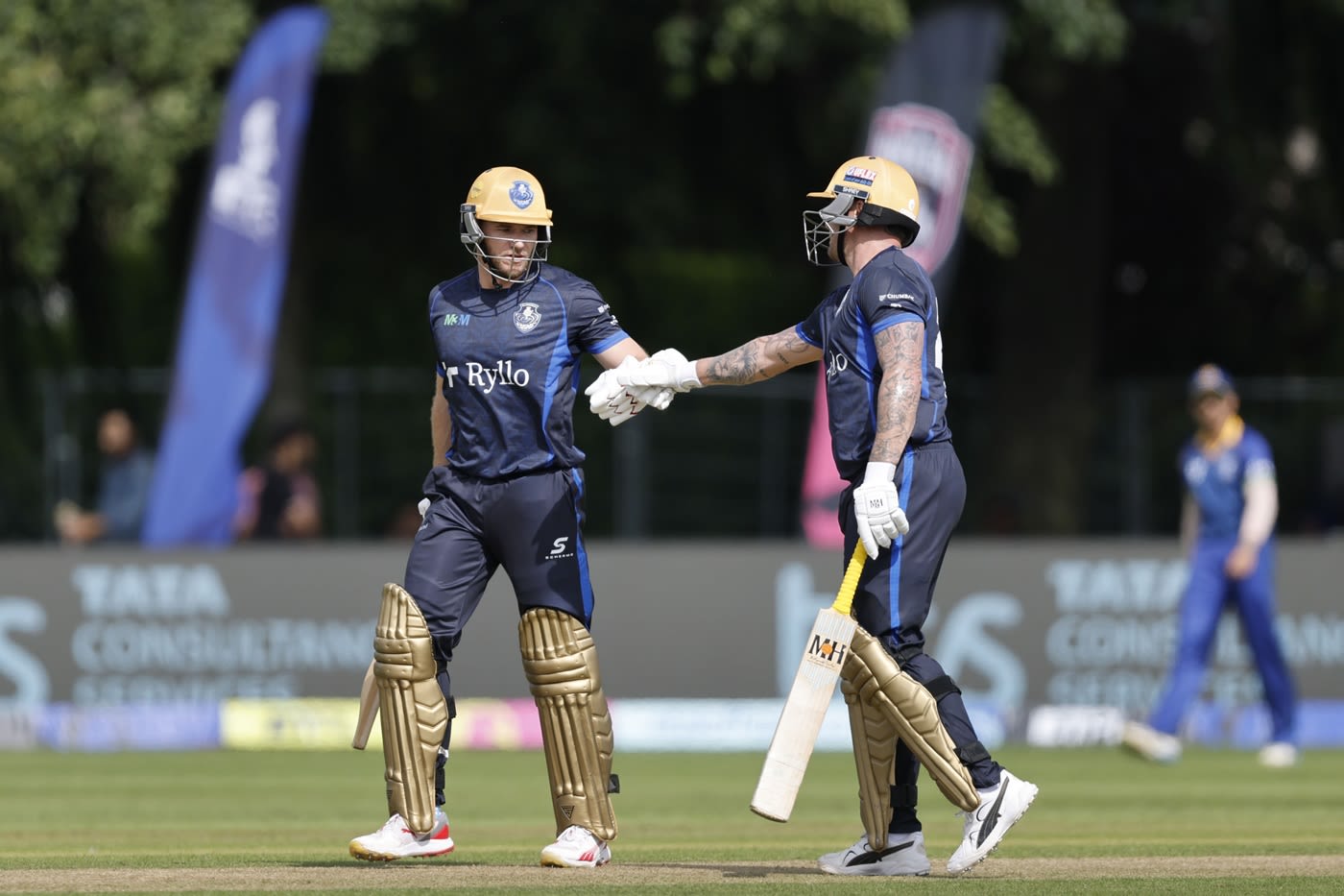 Jason Roy and Richie Berrington put on a brisk stand