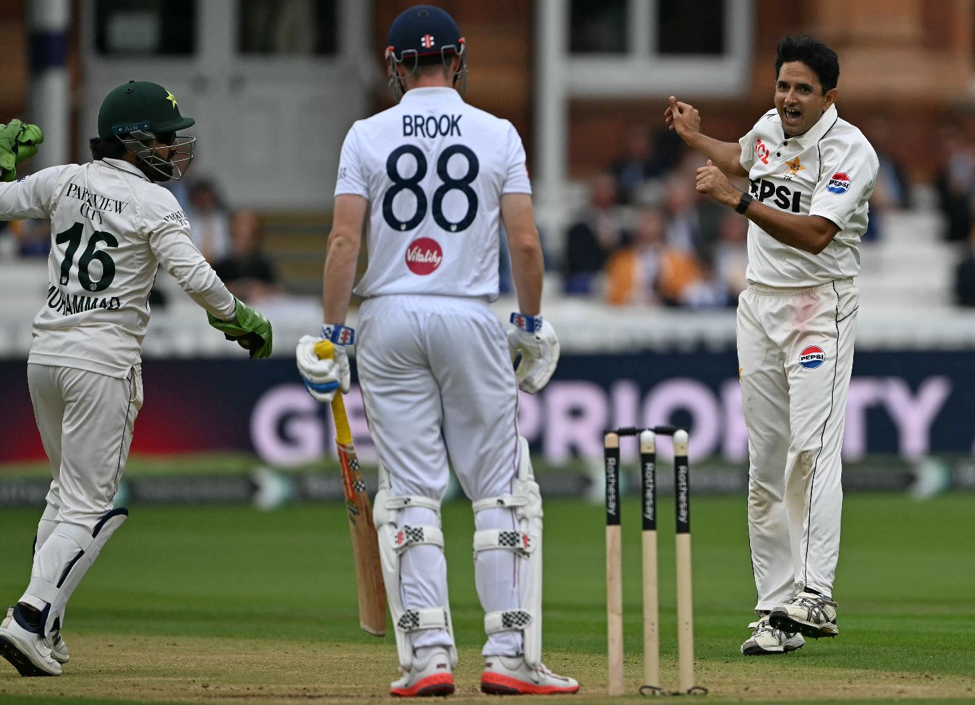 Harry Brook edged a lifter from Mohammad Abbas
