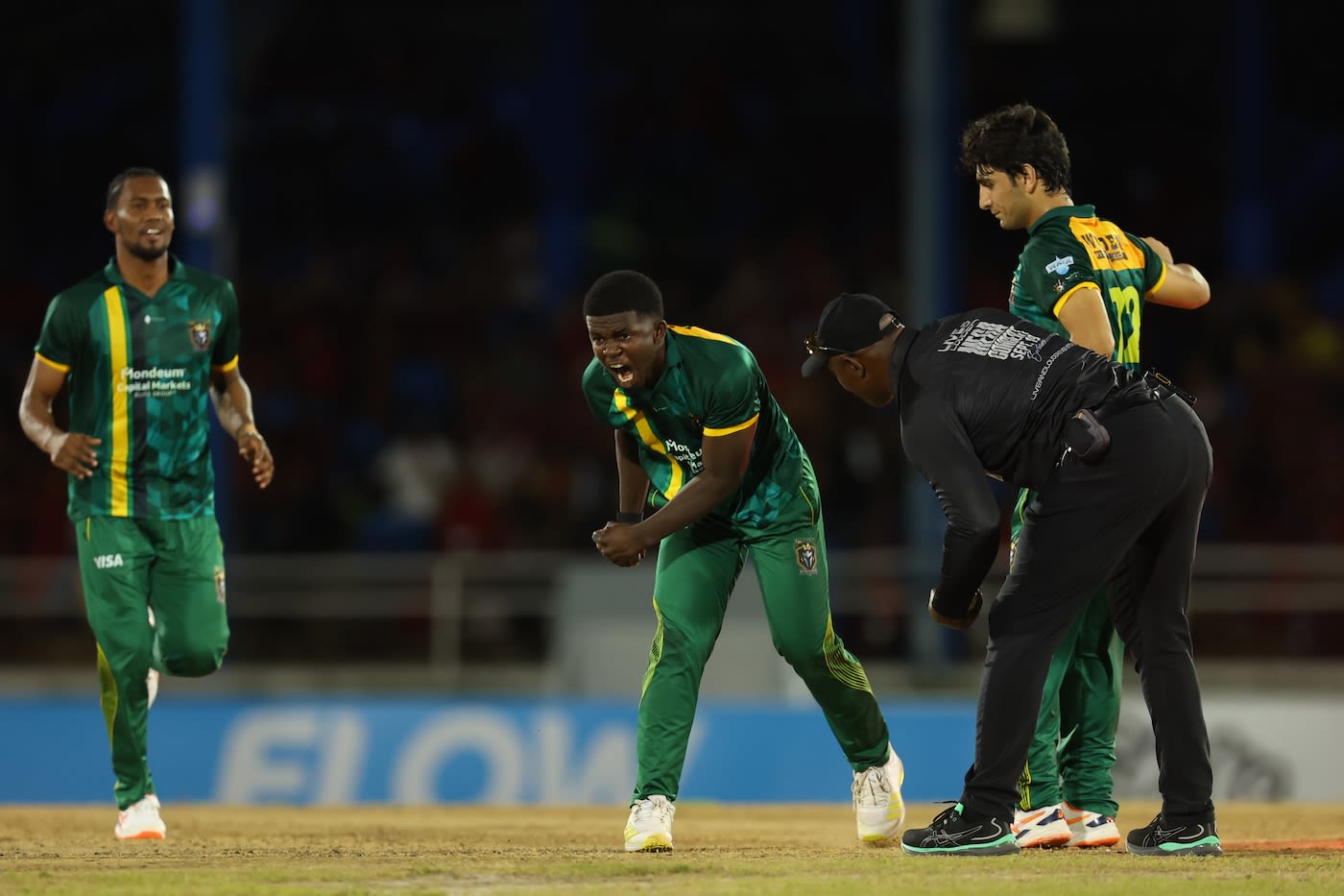 Vitel Lawes picked up three wickets