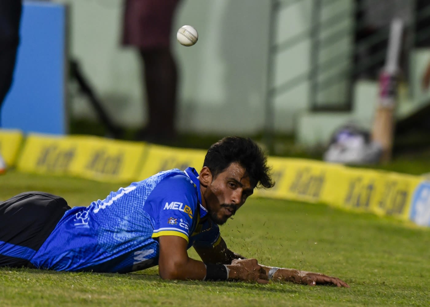 Maheesh Theekshana spilled a chance at long-off
