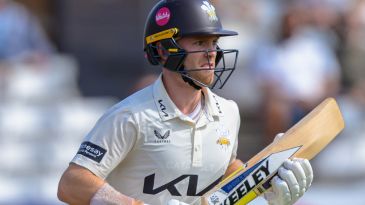 Josh Blake signs Leicestershire deal after opting to leave Surrey