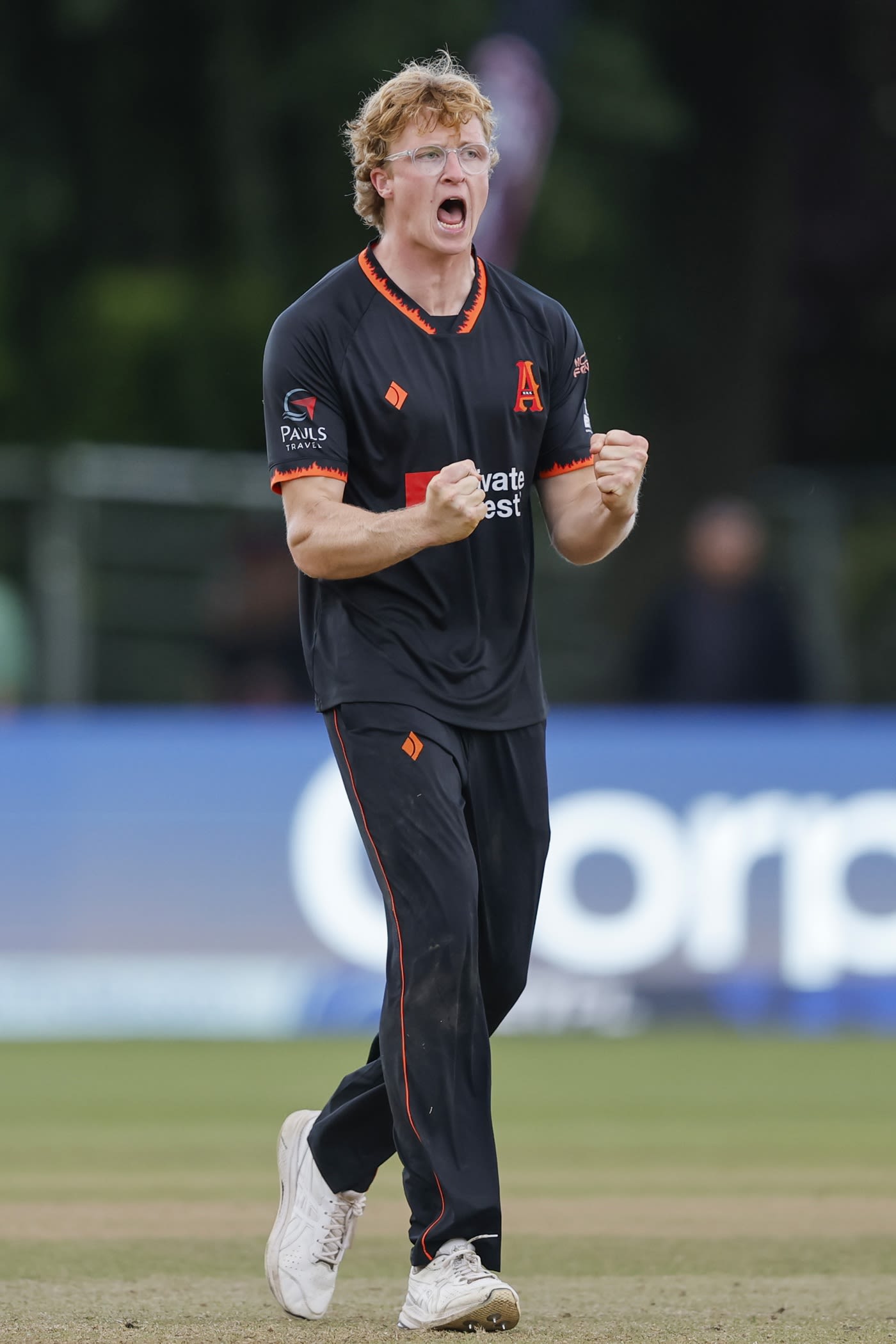 Tim Pringle's three wickets brought his side back