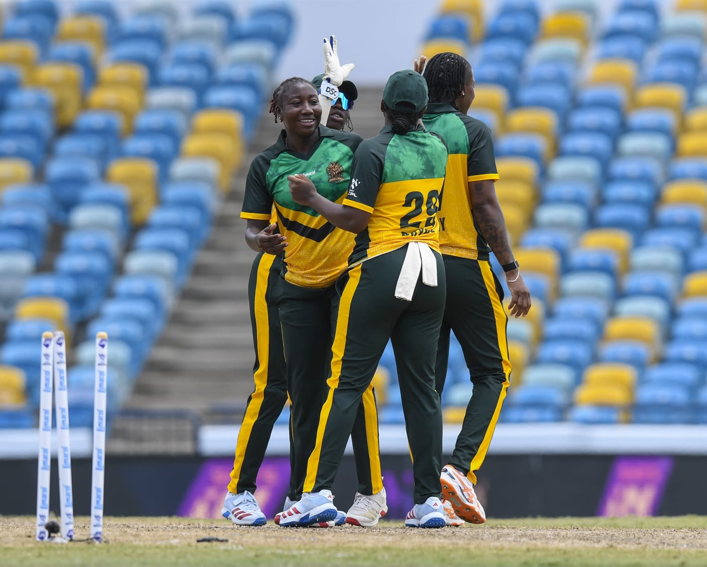 Stafanie Taylor picked up two wickets