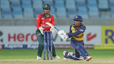 Samarawickrama's composed knock seals Sri Lanka's semi-final berth