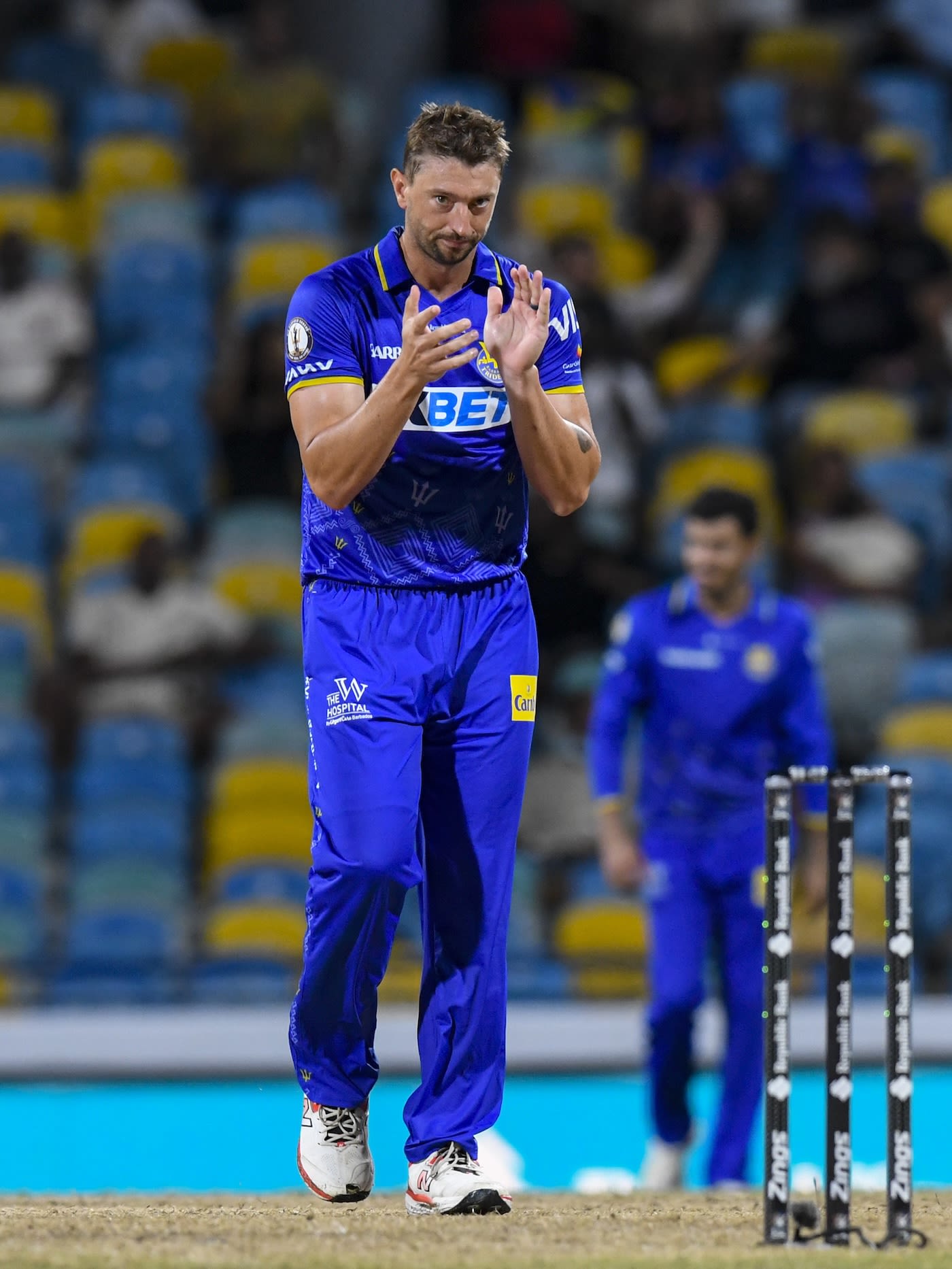 Daniel Sams picked up two wickets