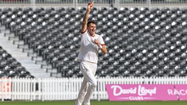 Anderson, Balderson combine to dent Gloucestershire