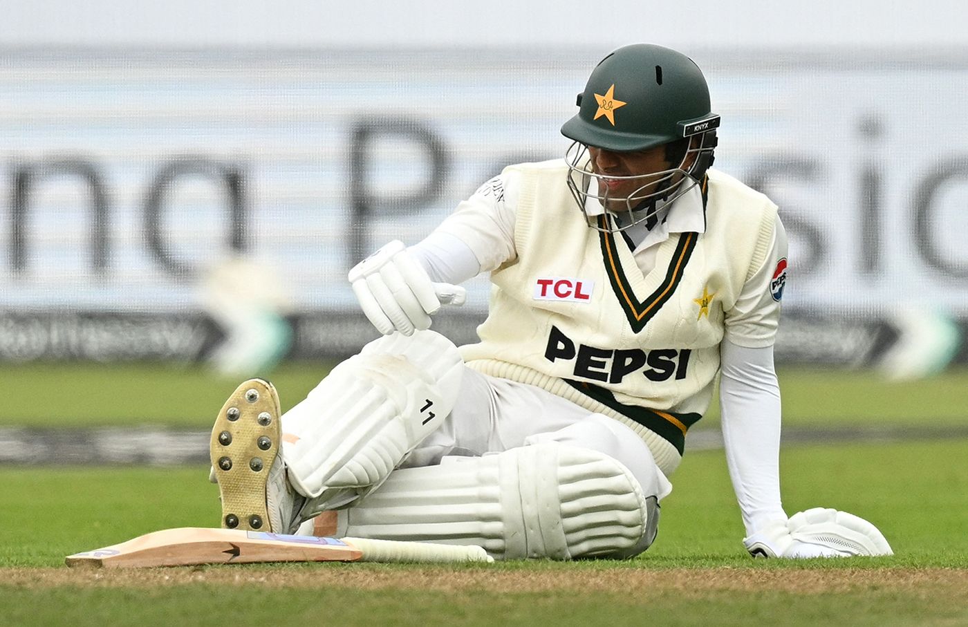 Mohammad Ali was knocked off his feet by Jofra Archer