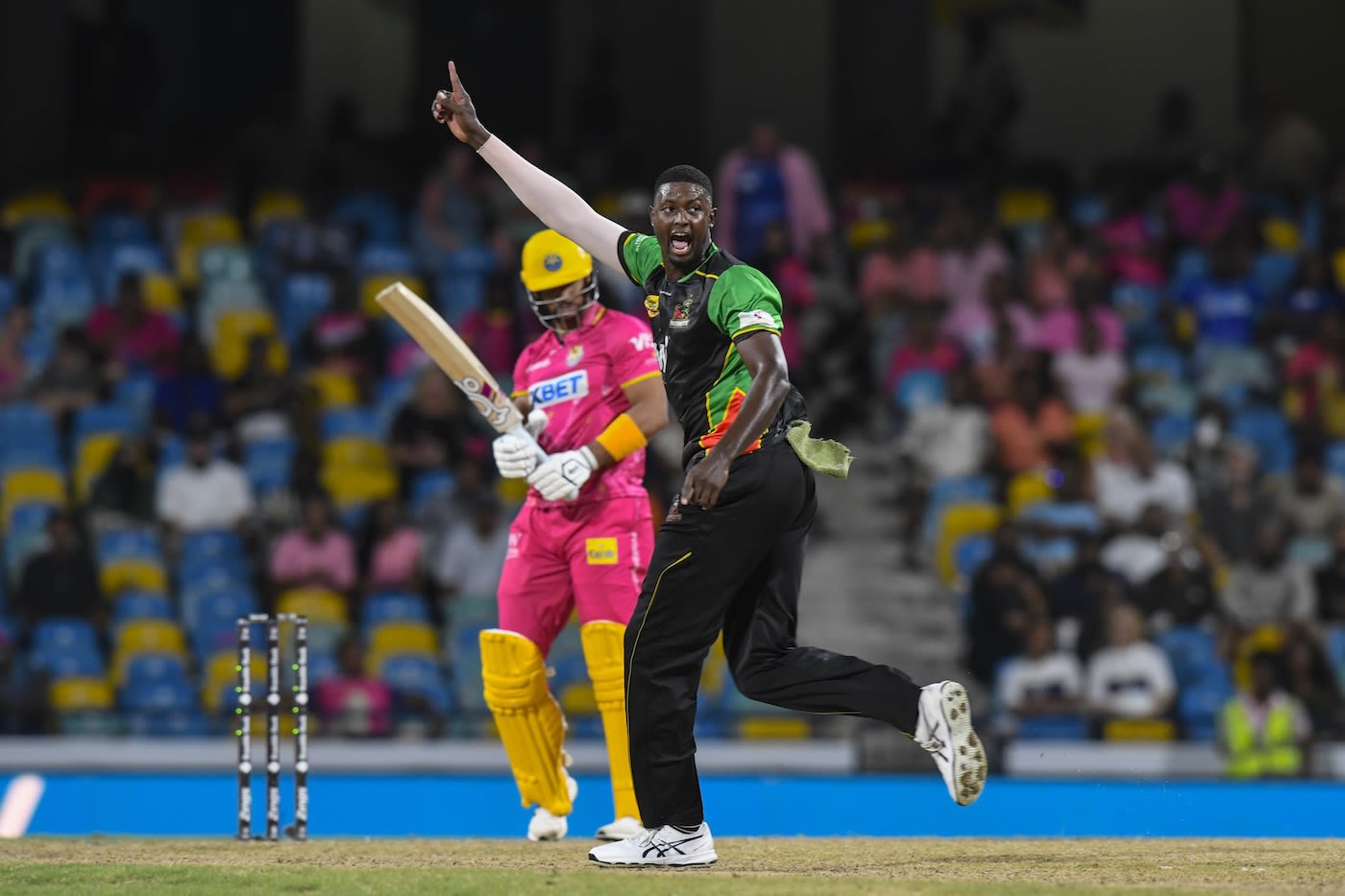 Jason Holder made inroads early in the chase