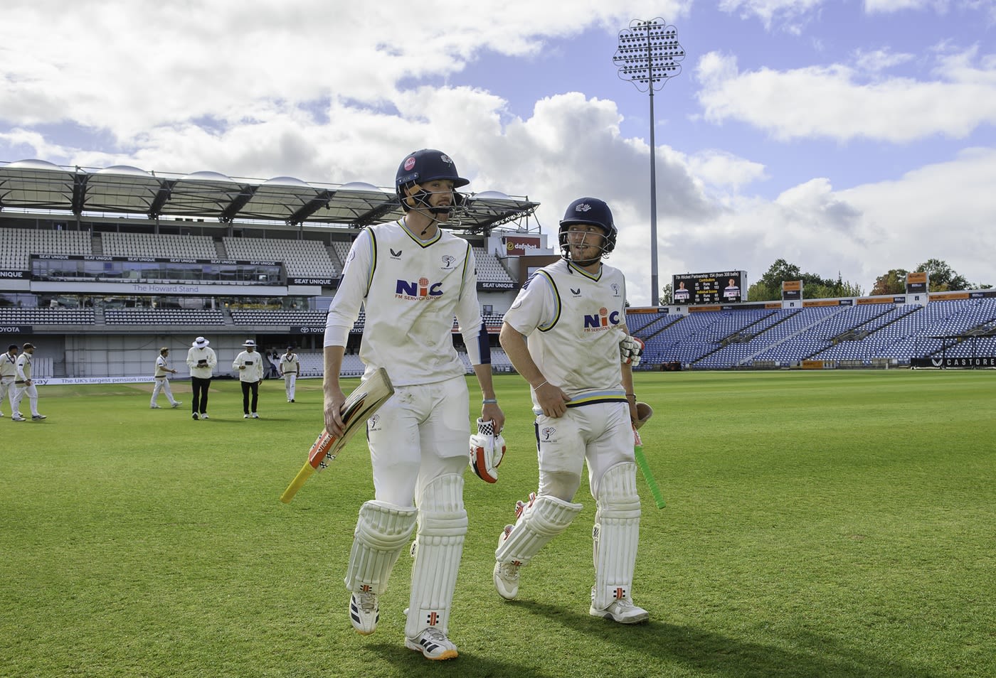 George Hill and Dom Bess added 166 for the seventh wicket