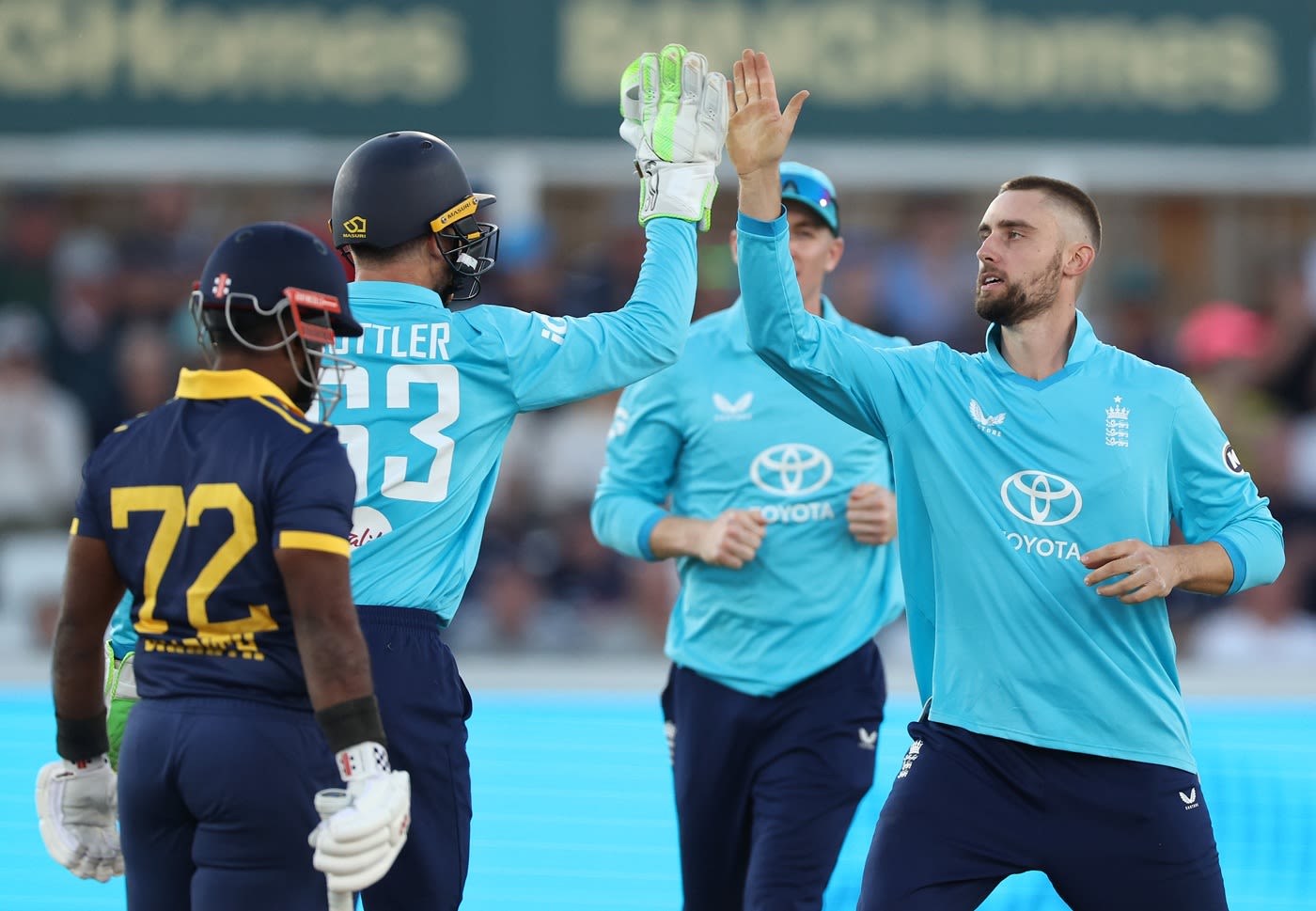 Will Jacks helped England to chip away