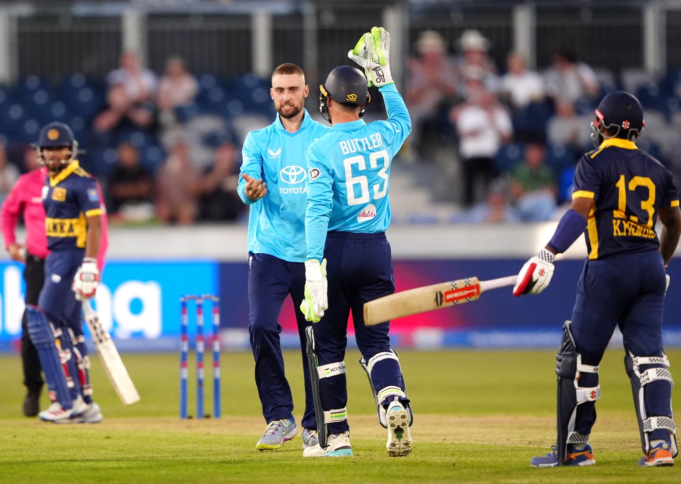 Will Jacks dismissed Kusal Mendis as Sri Lanka's challenge faded