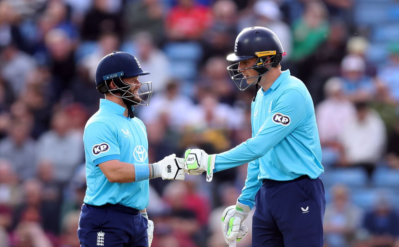 Ben Duckett and Tom Banton added 82 in the powerplay