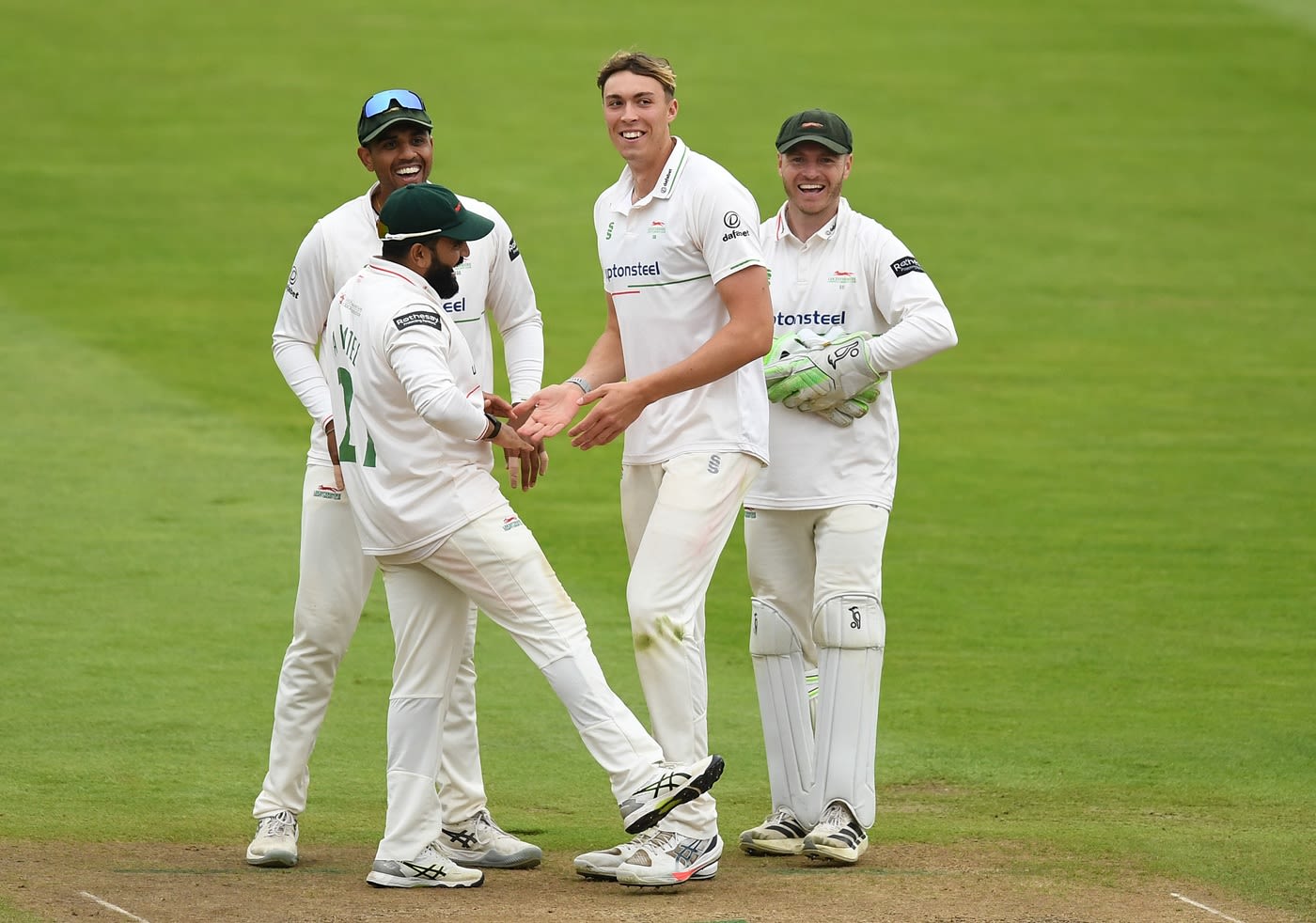 Josh Hull picked up a three-wicket haul